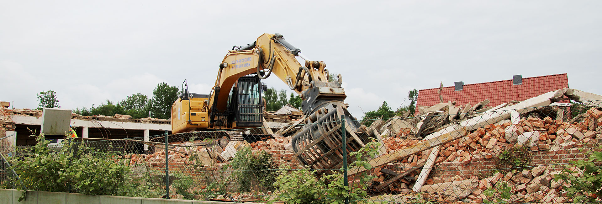 Abbruchunternehmen auf Rügen - Rügen Recycling GmbH